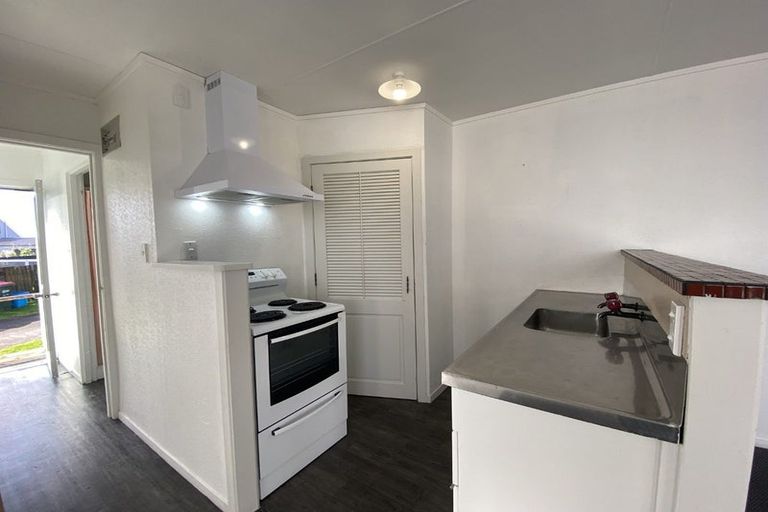 Photo of property in 27 Meade Place, Bell Block, New Plymouth, 4312