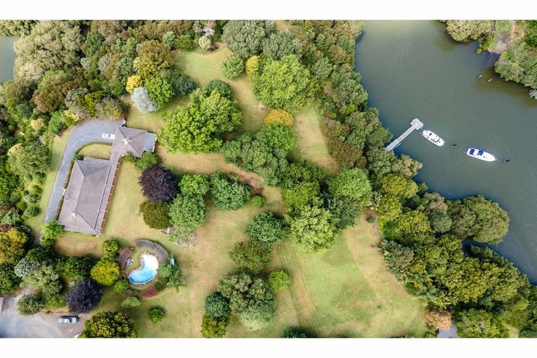 Photo of property in 8 Lensvelt Lane, Kerikeri, 0230