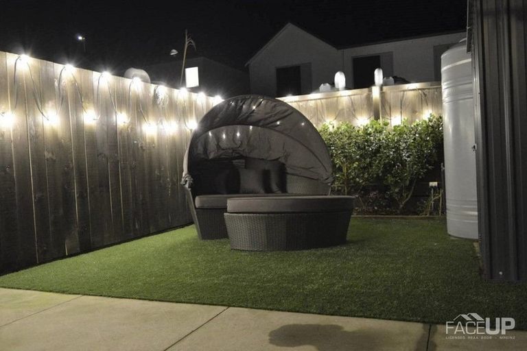 Photo of property in 63 Glidepath Road, Hobsonville, Auckland, 0616