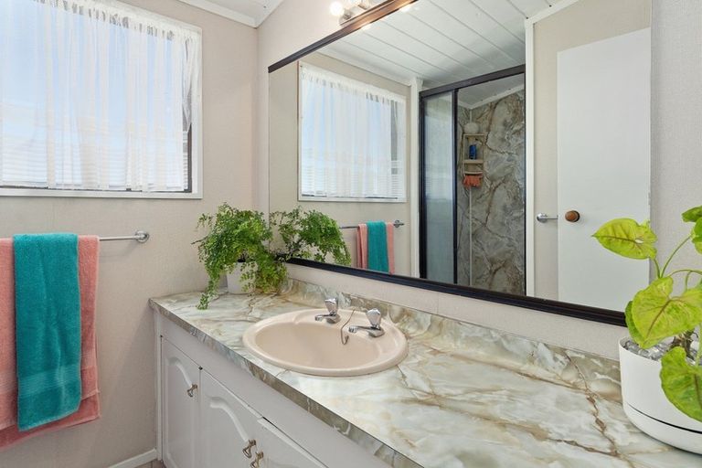 Photo of property in 247 Bellevue Road, Bellevue, Tauranga, 3110