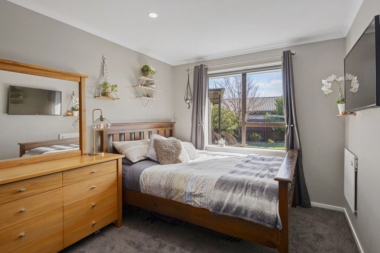 Photo of property in 14 Blakeley Place, Kaiapoi, 7630