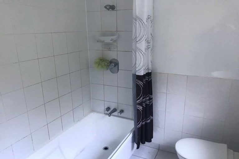 Photo of property in 20 The Drive, Tawa, Wellington, 5028