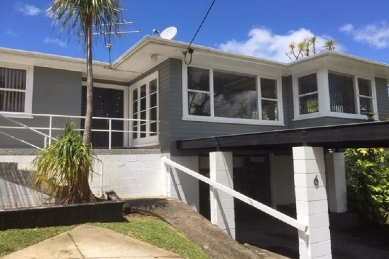 Photo of property in 6 William Souter Street, Forrest Hill, Auckland, 0620