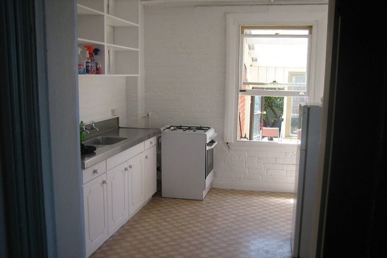 Photo of property in 16 Howe Street, North Dunedin, Dunedin, 9016