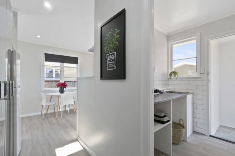 Photo of property in 80 Reynolds Street, Taita, Lower Hutt, 5011