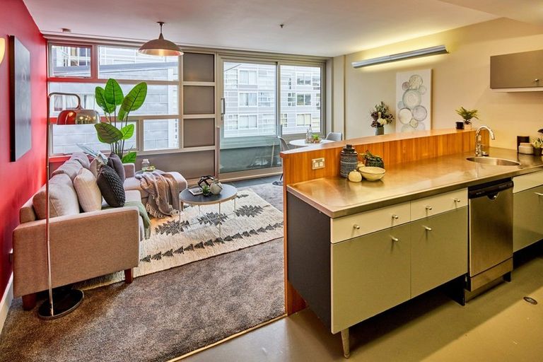 Photo of property in St Pauls Apartments, 27/43 Mulgrave Street, Thorndon, Wellington, 6011