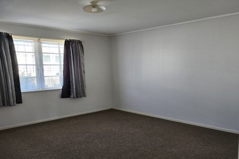 Photo of property in 4/17 Gowing Drive, Meadowbank, Auckland, 1072