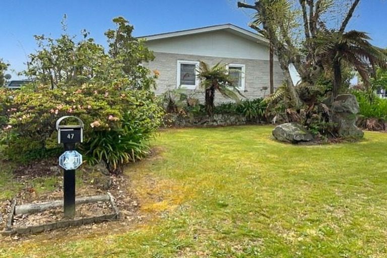 Photo of property in 47 Pohutukawa Drive, Tokoroa, 3420