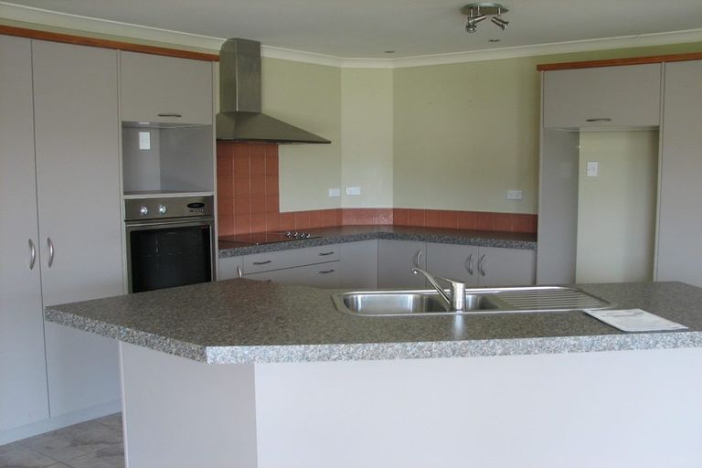 Photo of property in 11 Everton Place, Grandview Heights, Hamilton, 3200