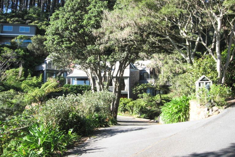 Photo of property in 14 Marama Terrace, Eastbourne, Lower Hutt, 5013