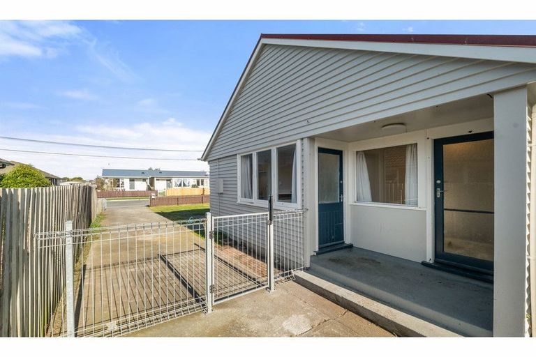 Photo of property in 64 Aldershot Street, Aranui, Christchurch, 8061