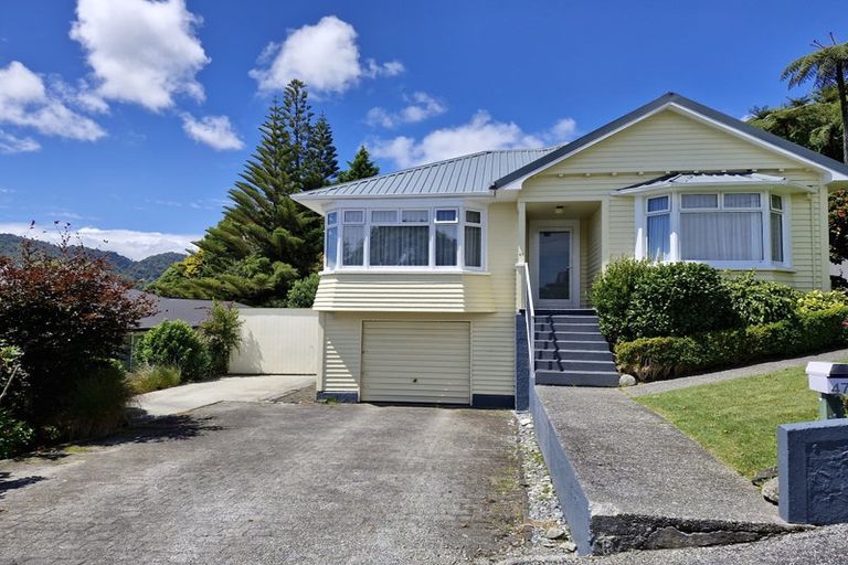 Photo of property in 47 Milton Road, Greymouth, 7805