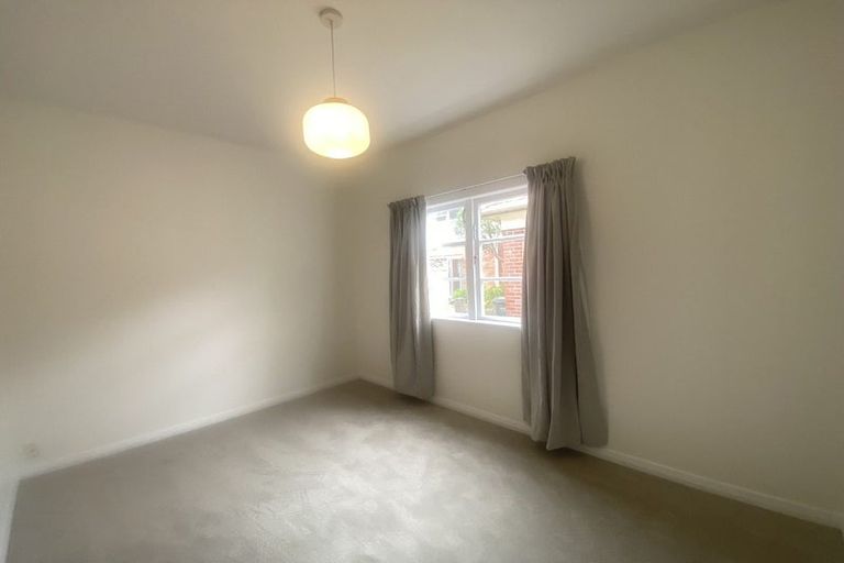 Photo of property in 63 Riverside Drive, Waiwhetu, Lower Hutt, 5010