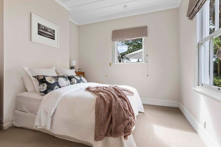 Photo of property in 229 Eskdale Road, Birkenhead, Auckland, 0626