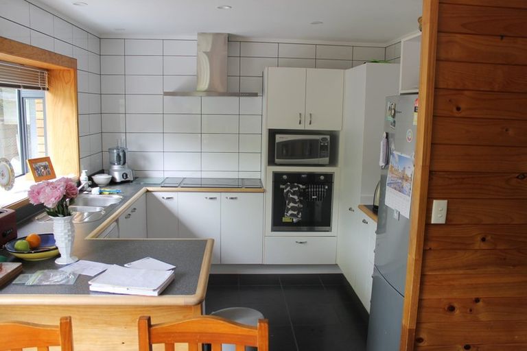 Photo of property in 1/47 Headcorn Place, Botany Downs, Auckland, 2010