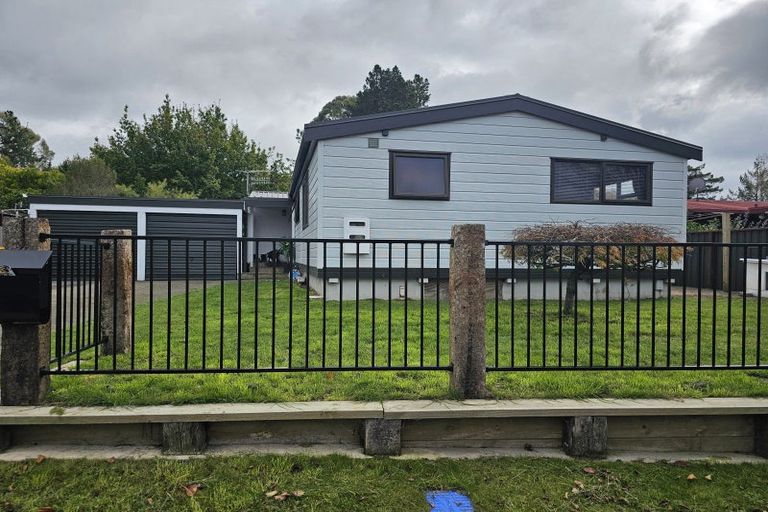 Photo of property in 40 Icarus Place, Sunnybrook, Rotorua, 3015