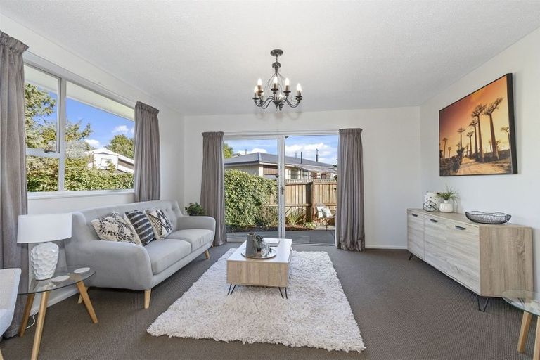 Photo of property in 2/18 Wanstead Place, Woolston, Christchurch, 8062