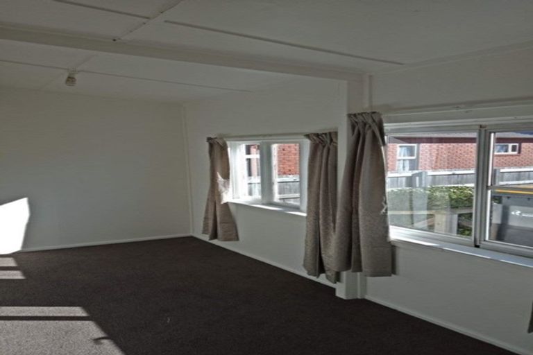 Photo of property in 140a Macandrew Road, South Dunedin, Dunedin, 9012