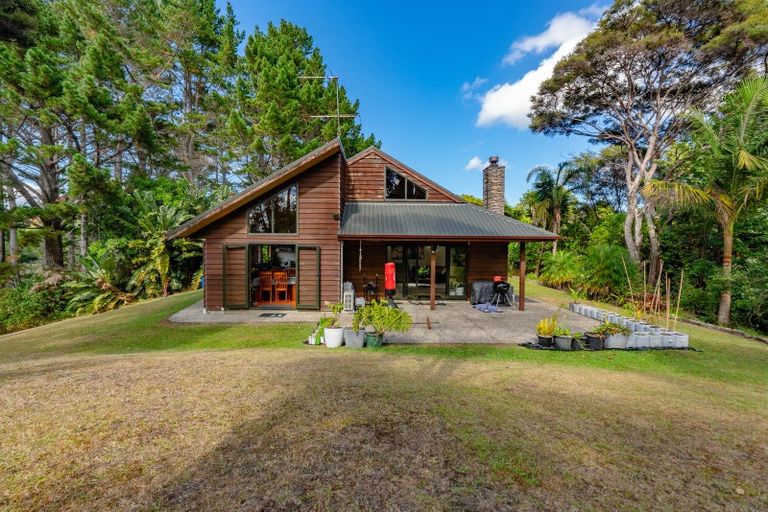 Photo of property in 58 Bethells Road, Waitakere, Auckland, 0782