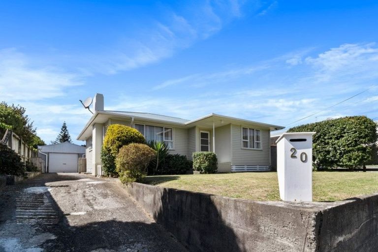 Photo of property in 20 Rospeath Crescent, Spotswood, New Plymouth, 4310