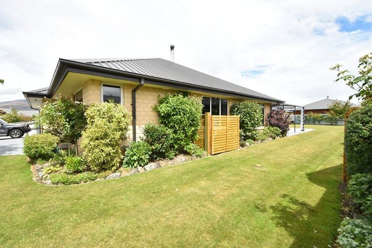 Photo of property in 8 Greenfield Place, Twizel, 7901