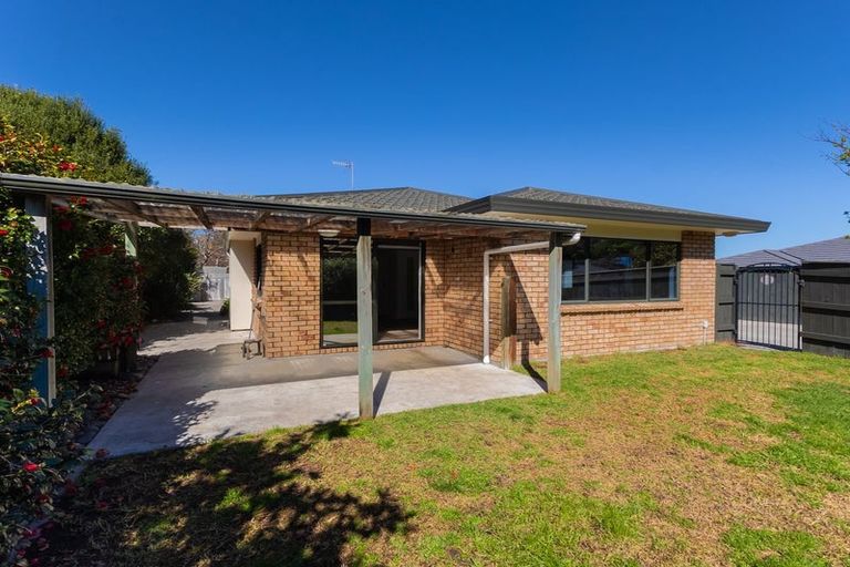 Photo of property in 3 Leanne Way, Waikanae Beach, Waikanae, 5036