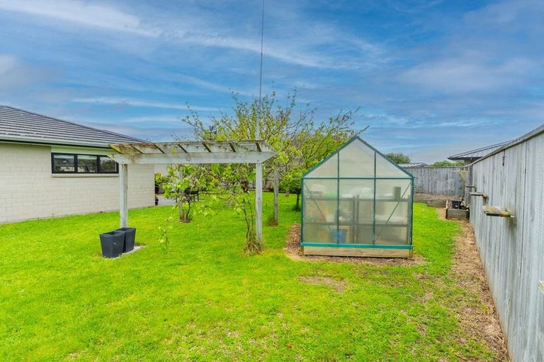 Photo of property in 83 Kotuku Drive, Paraparaumu Beach, Paraparaumu, 5032