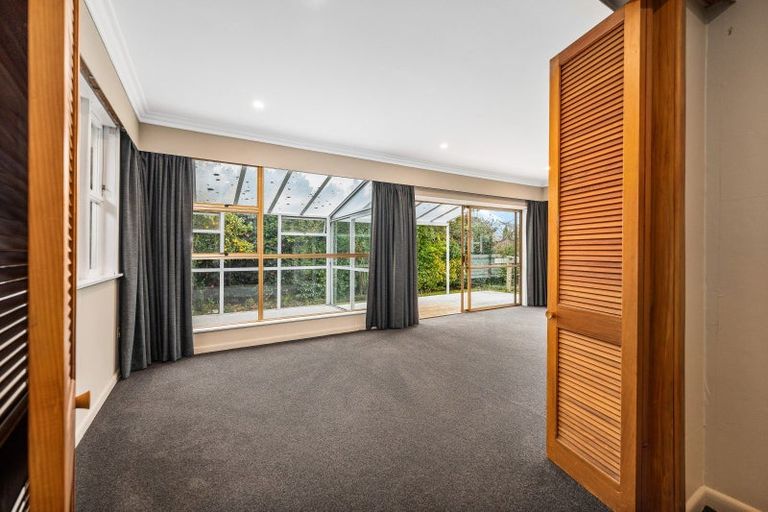 Photo of property in 15 Swansea Street, Hokowhitu, Palmerston North, 4410