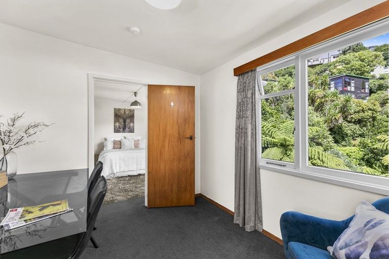 Photo of property in 44 Monaghan Avenue, Karori, Wellington, 6012