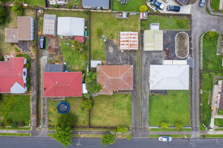 Photo of property in 16 Boundary Road, Clover Park, Auckland, 2019