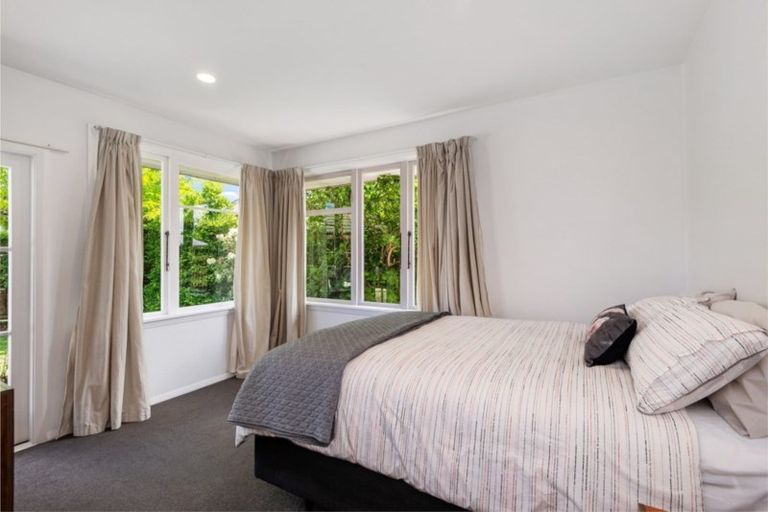 Photo of property in 1/6 Penhelig Place, Burnside, Christchurch, 8053