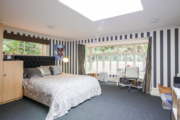 Photo of property in 37 Middleton Road, Kew, Dunedin, 9012