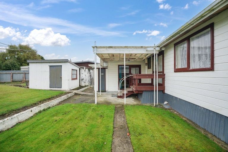 Photo of property in 203 Dunns Road, Otatara, Invercargill, 9879