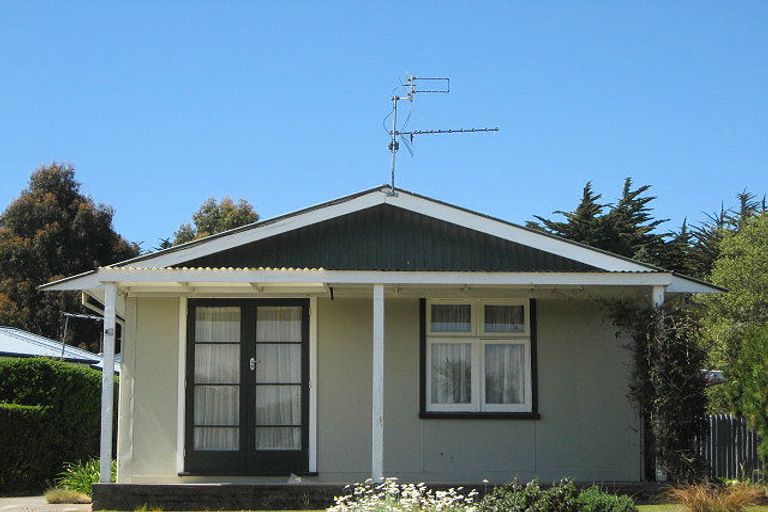 Photo of property in 46 Rotten Row, Waikuku Beach, 7473