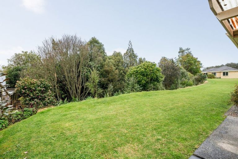 Photo of property in 21 Sovereign Isle Lane, Rototuna, Hamilton, 3210