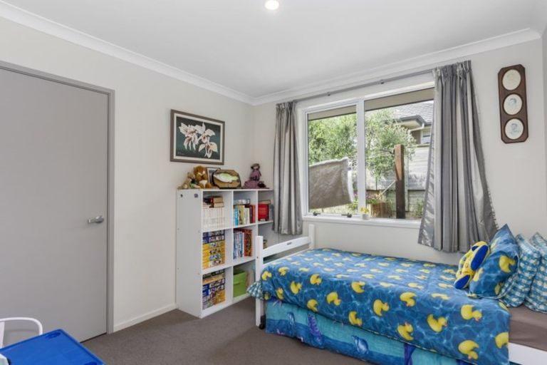 Photo of property in 16 Haden Place, Omokoroa, 3114