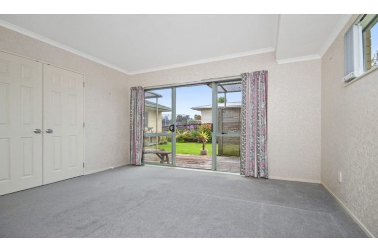 Photo of property in 13b Howden Street, Waiuku, 2123