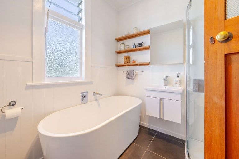 Photo of property in 14 Holyrood Terrace, Waipukurau, 4200