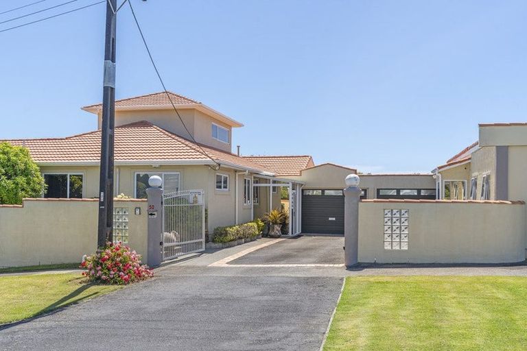 Photo of property in 50 Leslie Street, Waitara, 4320
