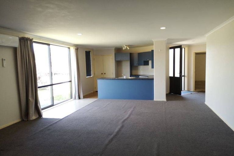 Photo of property in 38 Saxon Woods Drive, Rototuna North, Hamilton, 3210