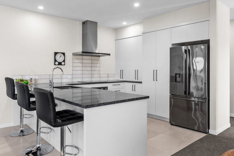 Photo of property in 20 Arihi Crescent, Frimley, Hastings, 4120