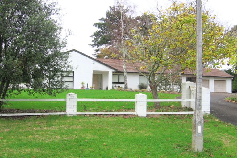 Photo of property in 1 Faith Grove, Greenhithe, Auckland, 0632