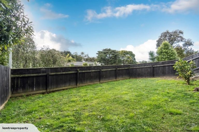 Photo of property in 1/50 Stapleford Crescent, Browns Bay, Auckland, 0630