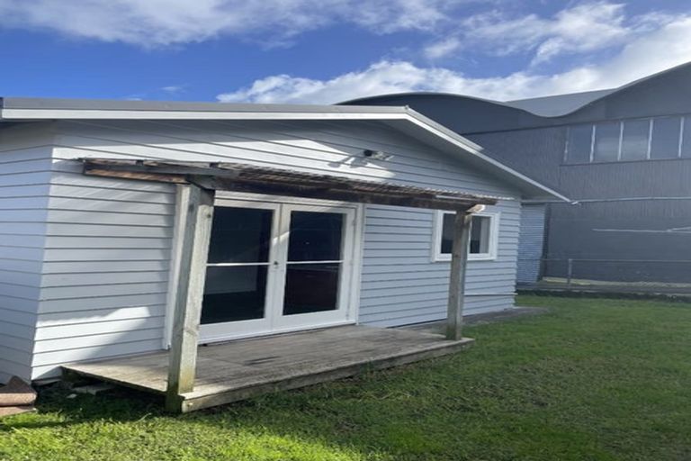 Photo of property in 17 Chelsea Avenue, Otahuhu, Auckland, 1062