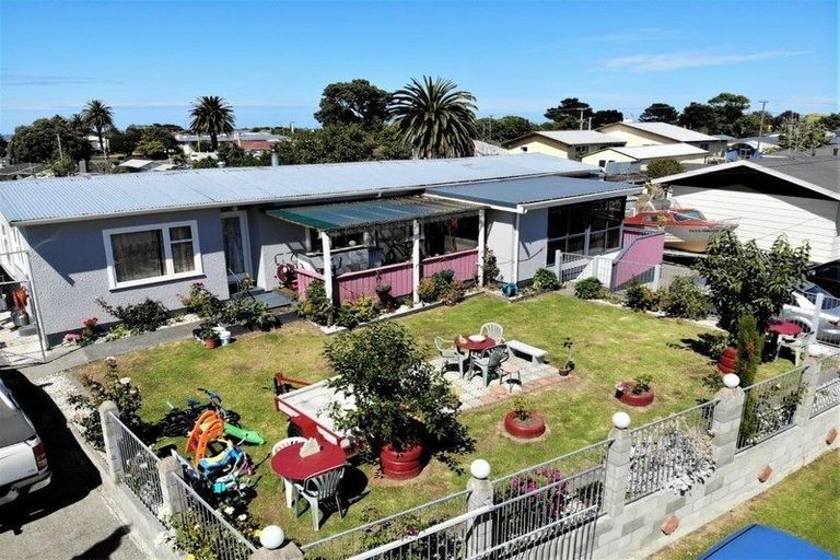 Photo of property in 4 Broadhead Avenue, Tawhero, Whanganui, 4501