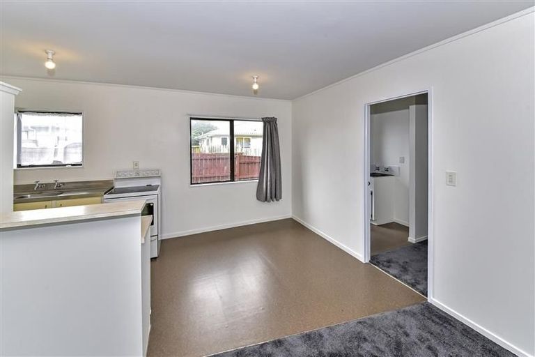 Photo of property in 1/20 Hatherley Place, Clendon Park, Auckland, 2103