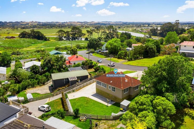 Photo of property in 8b St James Avenue, Helensville, 0800