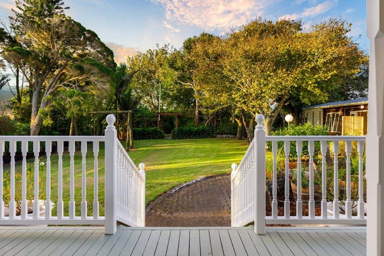 Photo of property in 71 Hamilton Road, Waimauku, 0881