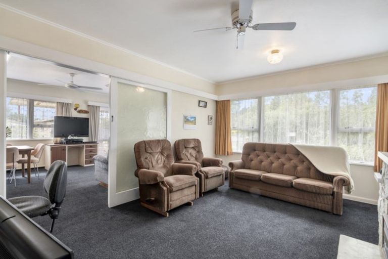 Photo of property in 1 Martin Avenue, Wakefield, 7025