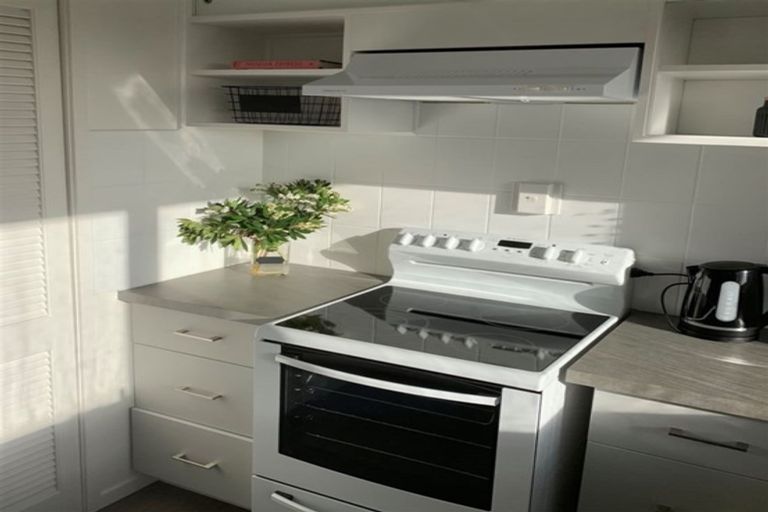 Photo of property in 418 Otumoetai Road, Otumoetai, Tauranga, 3110